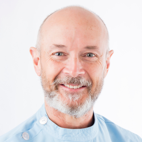 Dr Darren Merrett
