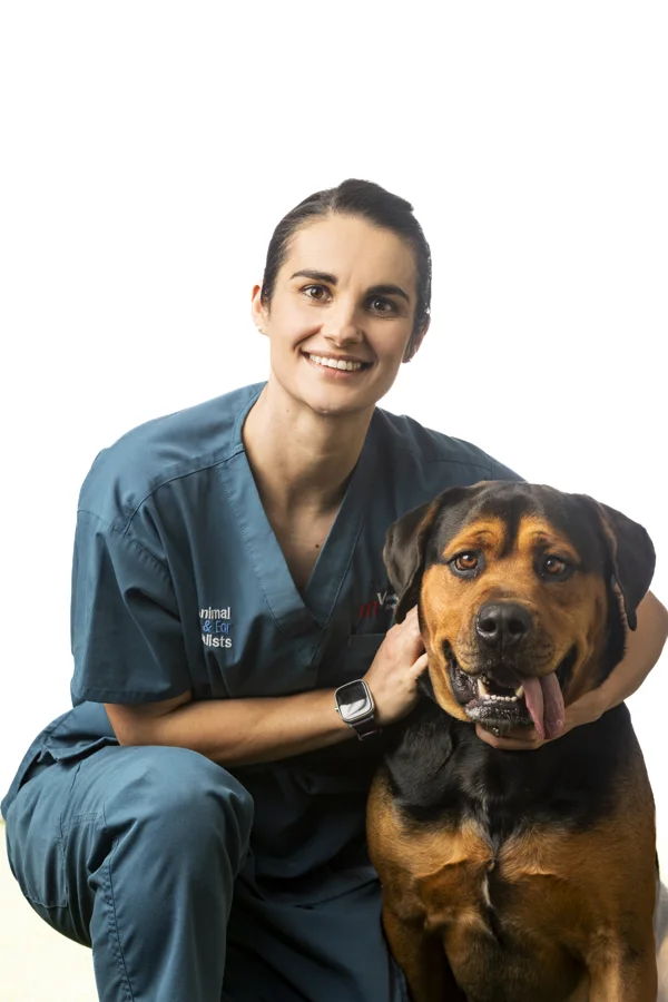 Dr Nicola Martinez